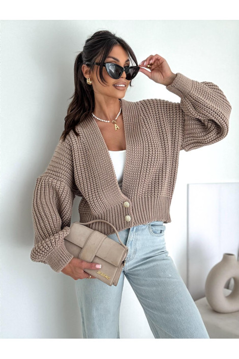 Krótki Sweter damski oversize beżowy guziki BOCCA