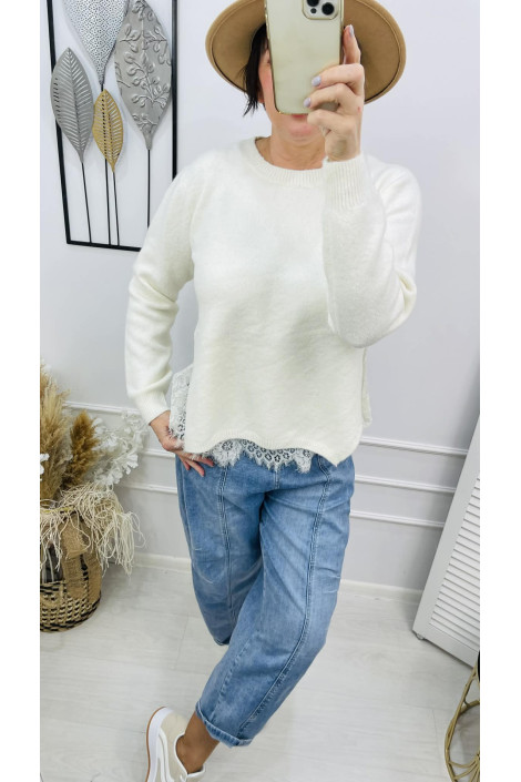 Sweter damski ecru z koronką