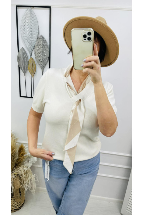 Sweter damski krótki rękaw ecru z apaszką